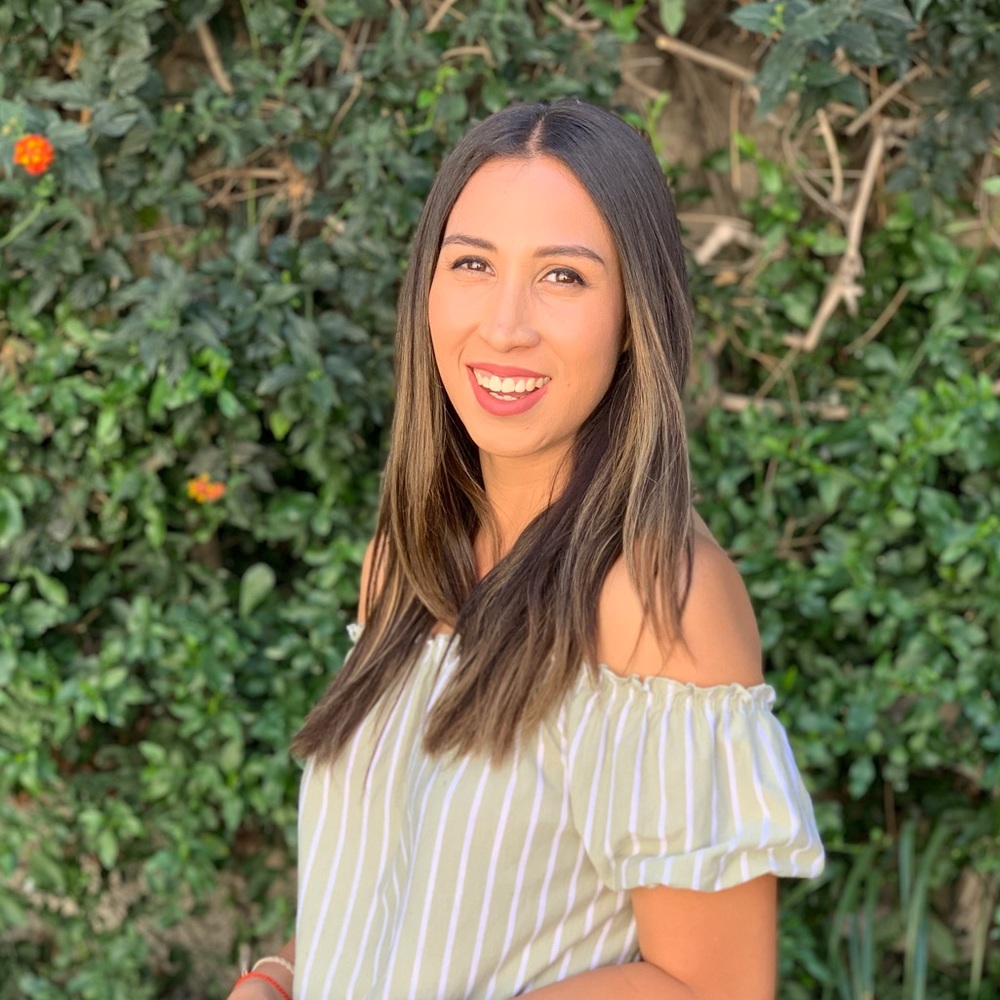 Meet your Posher, Monica